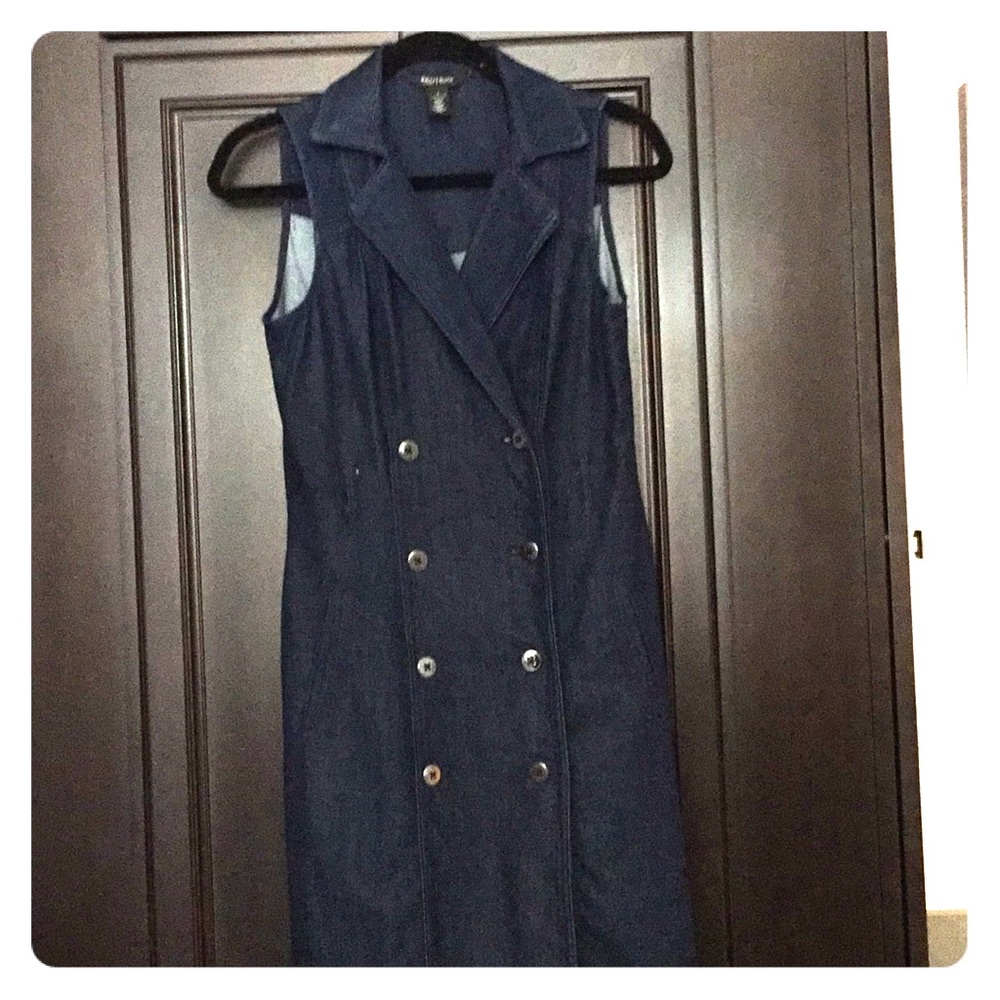 trench dress